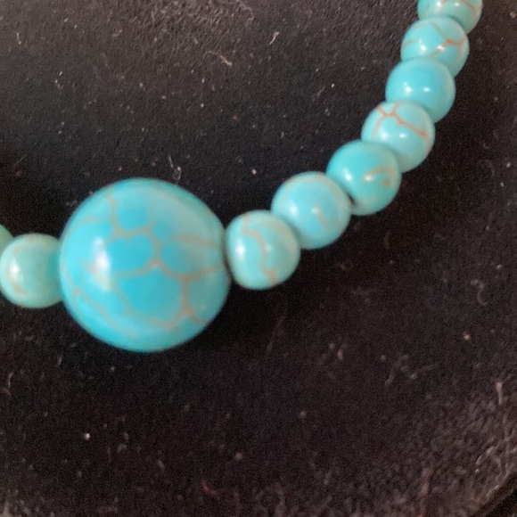 Turquoise Beaded Bracelet with Round Turquoise Accent One size fits most 7.5 in - Picture 11 of 13